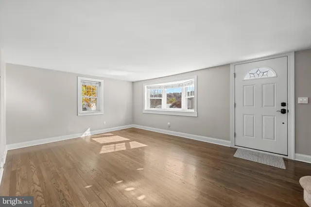 $3,200 | 3 Buttonwood Avenue, Malvern, PA 19355