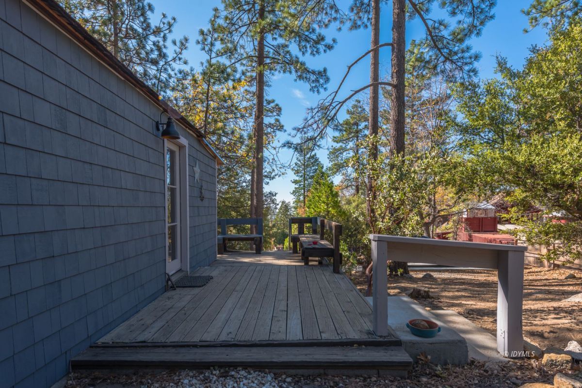25650 Seneca Road Idyllwild, CA 92549 - Photo 17 of 23 a view of outdoor space and deck