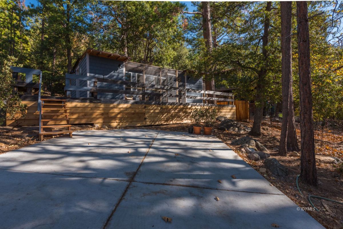 25650 Seneca Road Idyllwild, CA 92549 - Photo 22 of 23 a view of street with large trees