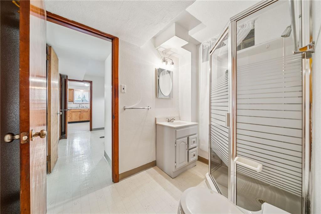 1135 Harvard Road Monroeville, PA 15146 - Photo 26 of 35 Full Bathroom on the lower level