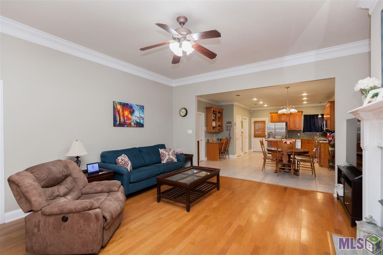 18225 Three Bars Drive Baton Rouge, LA 70817 - Photo 7 of 26