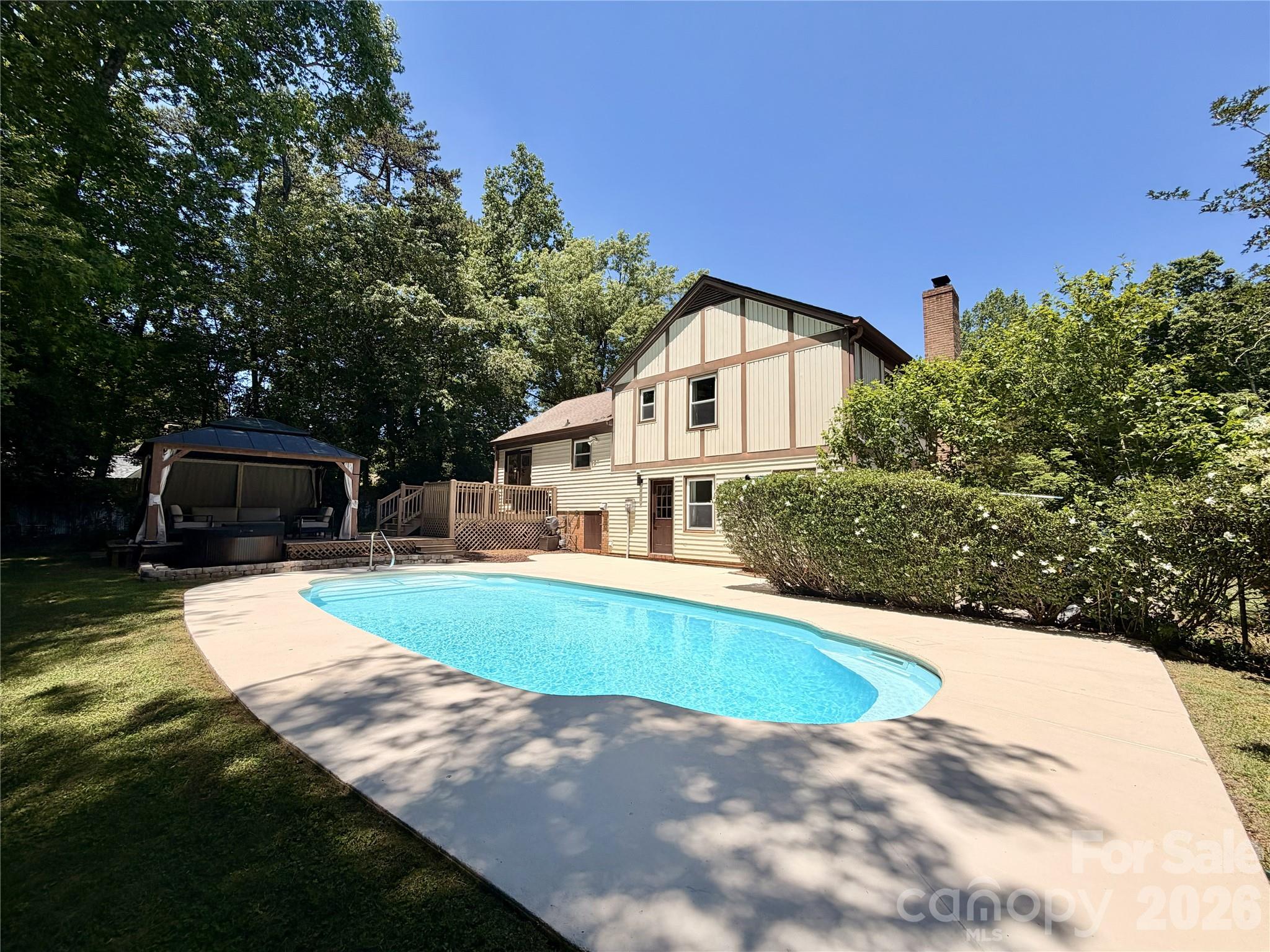 824 Riverwood Road Charlotte, NC 28270 - Photo 1 of 37
