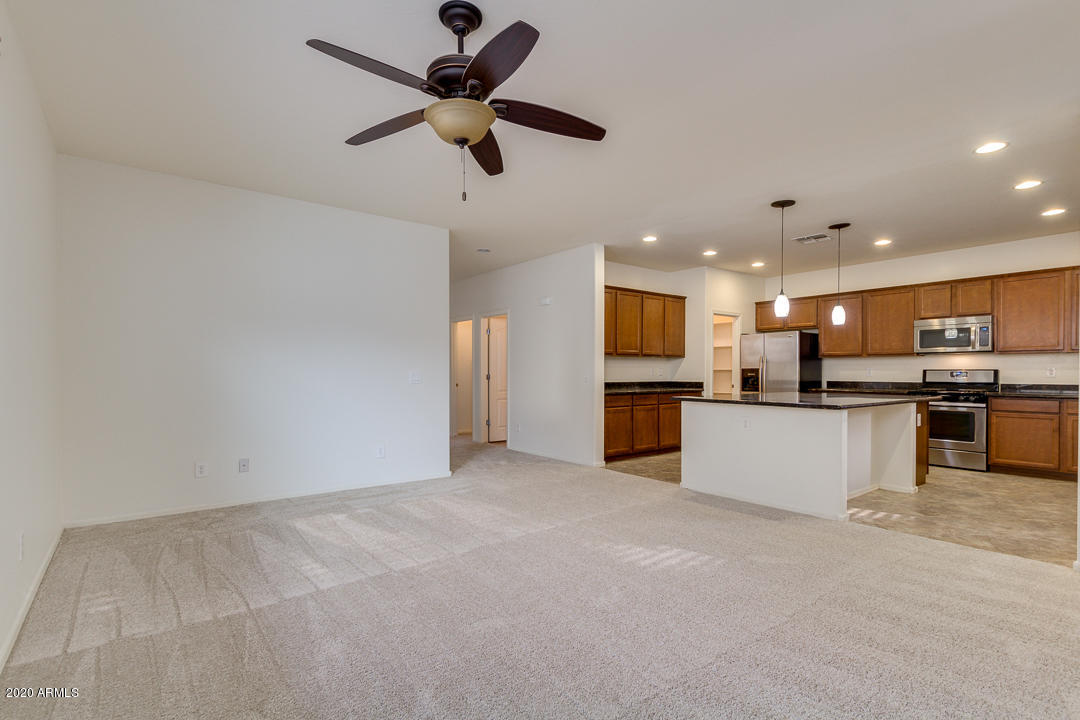 2074 South Moccasin Trail Gilbert, AZ 85295 - Photo 13 of 43 Family open to Kitchen