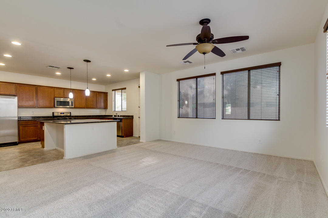 2074 South Moccasin Trail Gilbert, AZ 85295 - Photo 15 of 43 Family and Kitchen