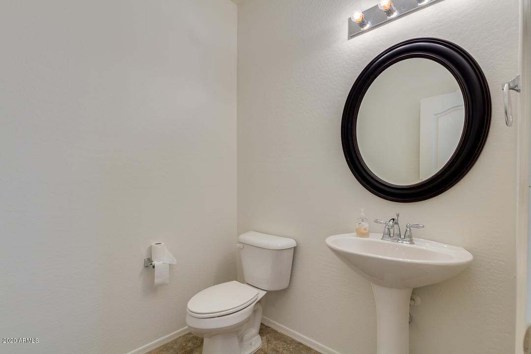 2074 South Moccasin Trail Gilbert, AZ 85295 - Photo 22 of 43 Powder