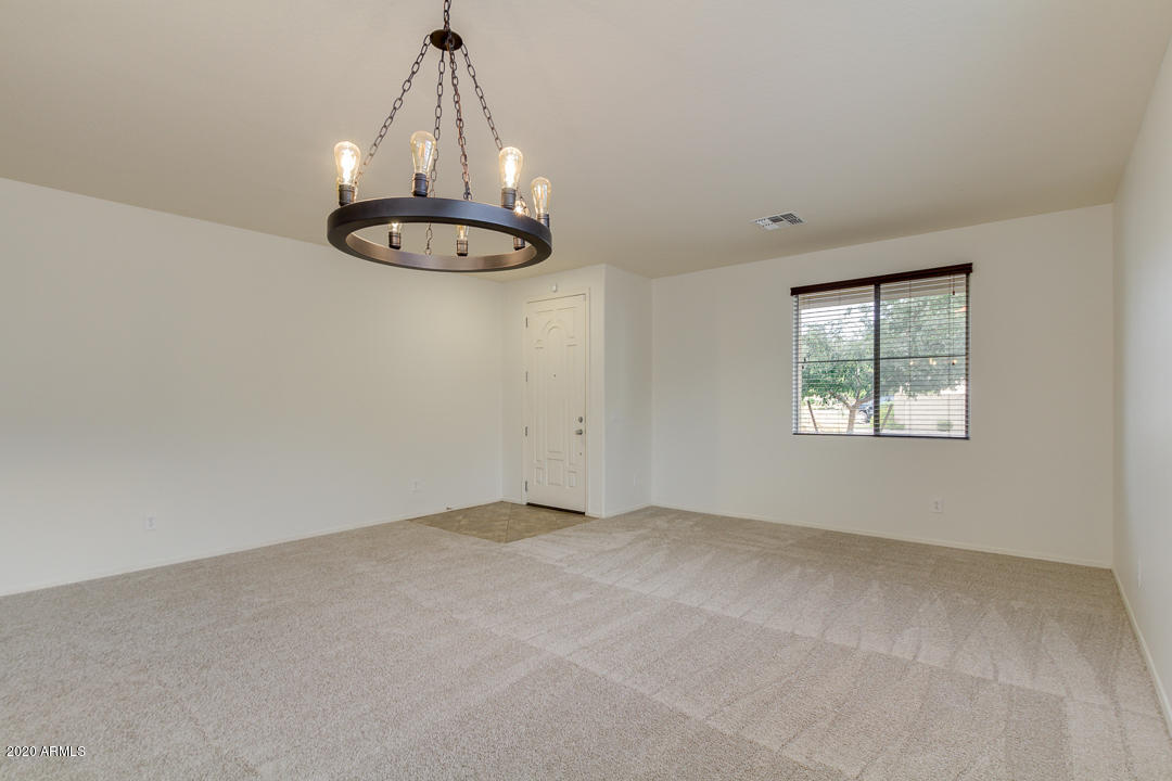 2074 South Moccasin Trail Gilbert, AZ 85295 - Photo 5 of 43 Living and Dining