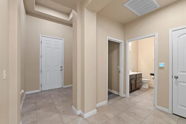 a view of an empty walk in closet