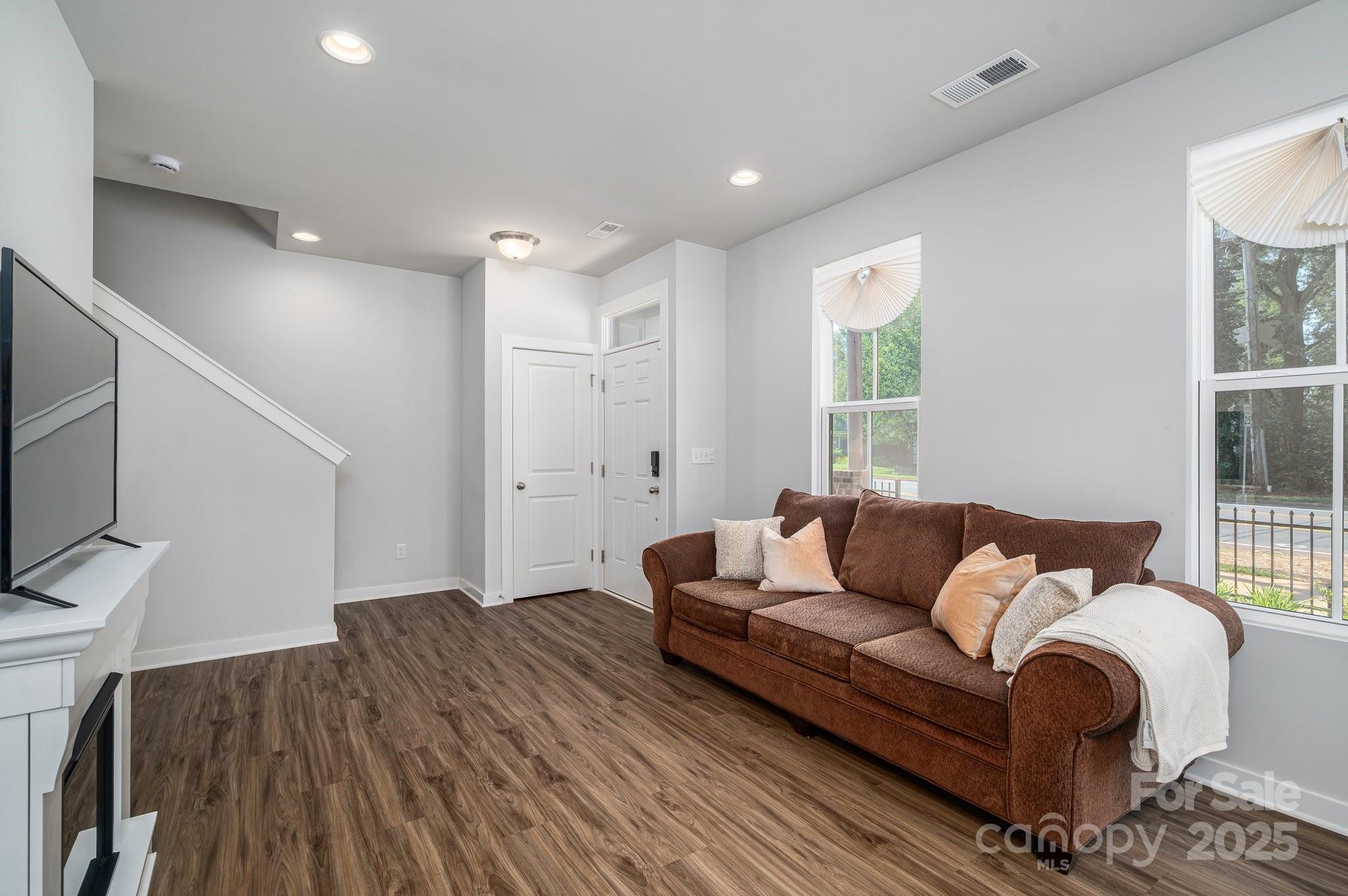 234 Gilead Road Huntersville, NC 28078 - Photo 15 of 40 Gallery Image 15