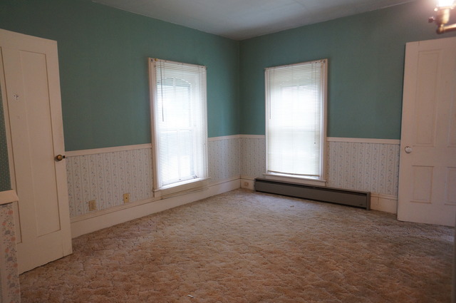 3-s015 Dauberman Road Elburn, IL 60119 - Photo 8 of 15 an empty room with windows