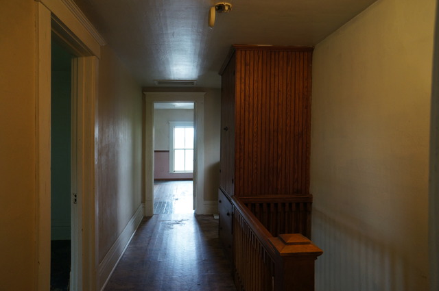 3-s015 Dauberman Road Elburn, IL 60119 - Photo 9 of 15 wooden floor in a gallery