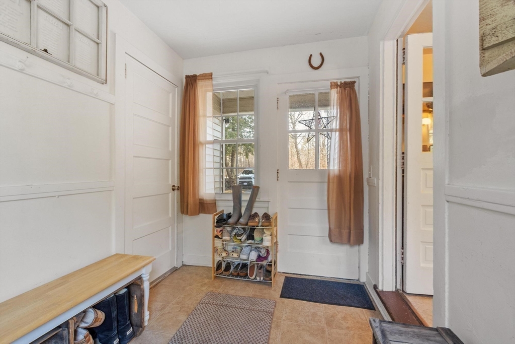 135 Worcester Road Princeton, MA 01541 - Photo 6 of 35 Gallery Image 6