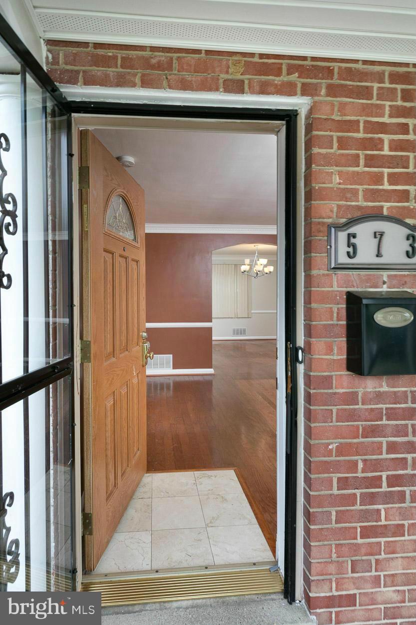 573 Brisbane Road Baltimore, MD 21229 - Photo 2 of 30 a view of front door