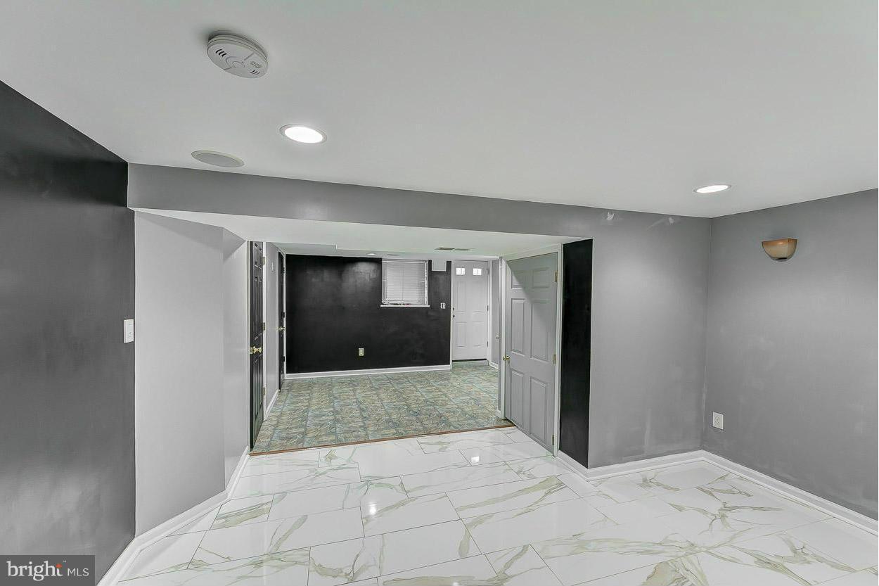 573 Brisbane Road Baltimore, MD 21229 - Photo 23 of 30 a view of an empty room