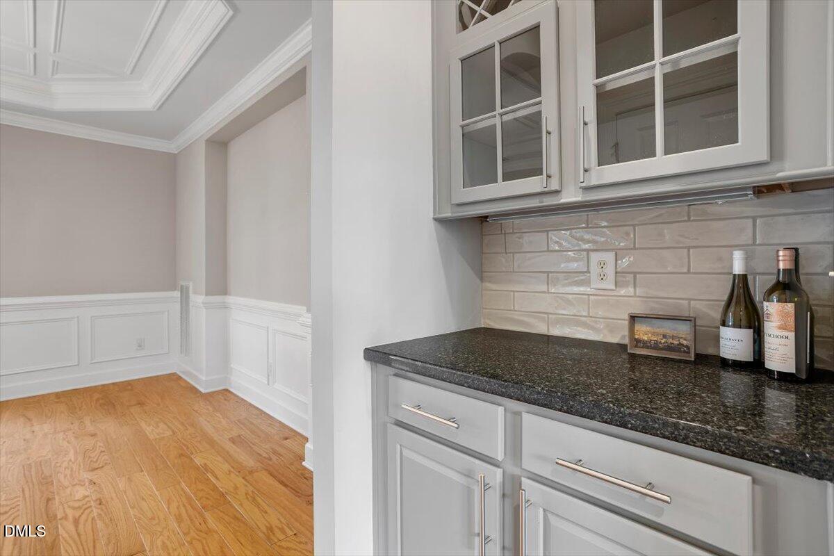 902 Ravendale Place Cary, NC 27513 - Photo 20 of 57 Bar