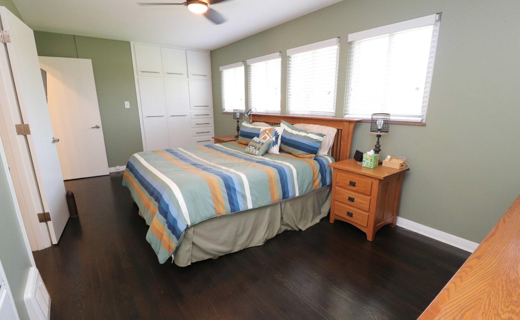 1950 Langham Road Columbus, OH 43221 - Photo 28 of 56 Owner's suite