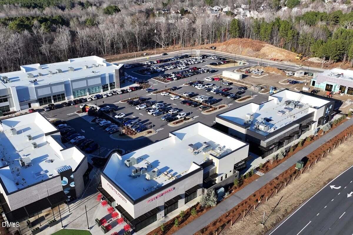 1434 Grove Village Road Wake Forest, NC 27587 - Photo 39 of 41 Amenities-7