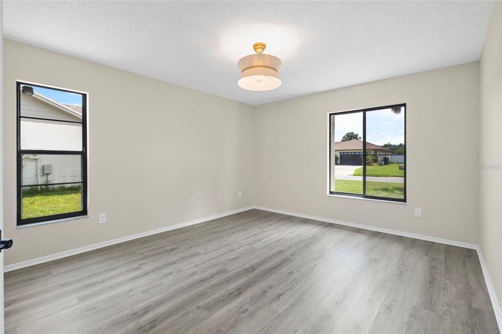 1035 Jason Ridge Court Kissimmee, FL 34747 - Photo 12 of 70 Gallery Image 12