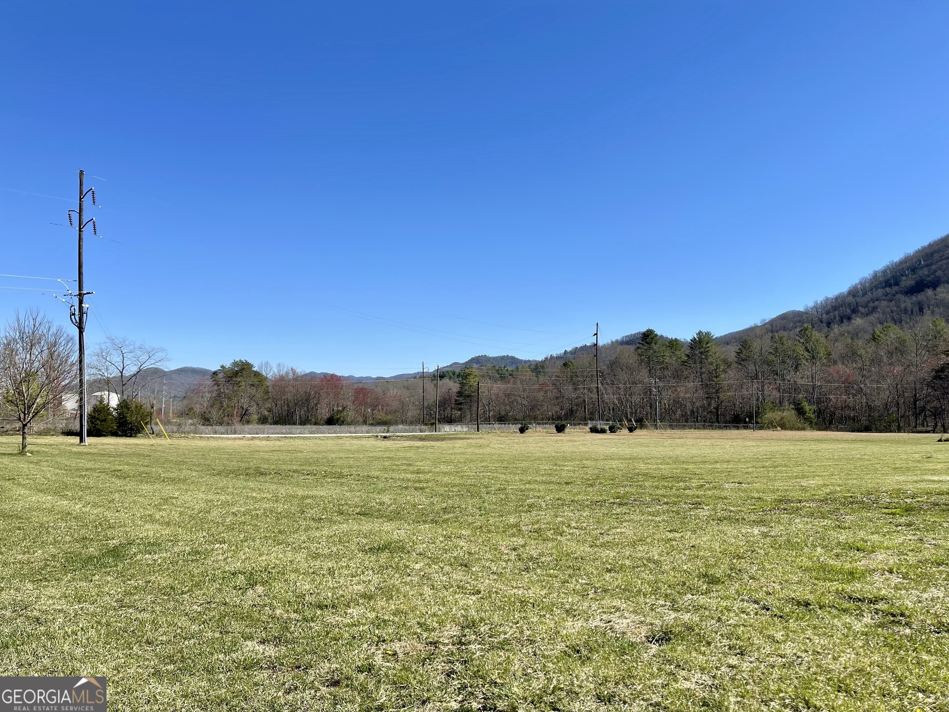 0 Stella Lane Rabun Gap, GA 30568 - Photo 5 of 9 a view of a field with an ocean