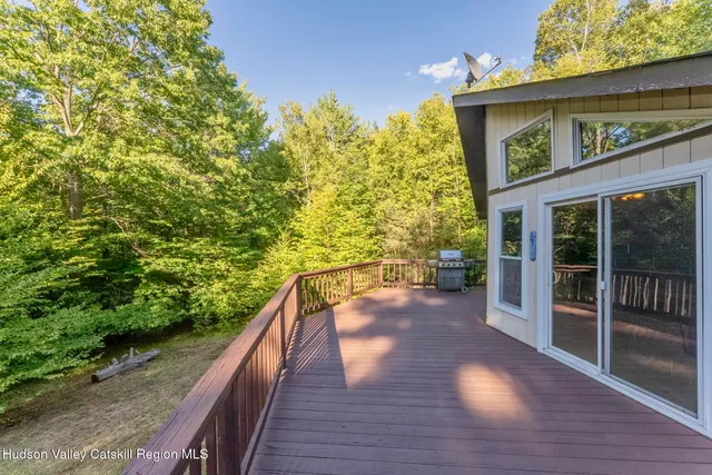 $425,000 | 321 Terrace Drive, Lexington, NY 12468