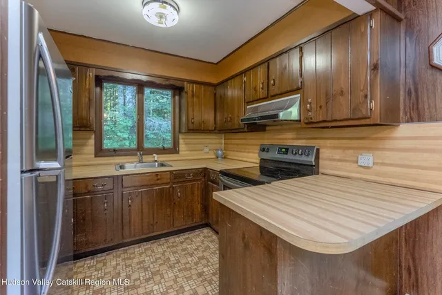 $425,000 | 321 Terrace Drive, Lexington, NY 12468