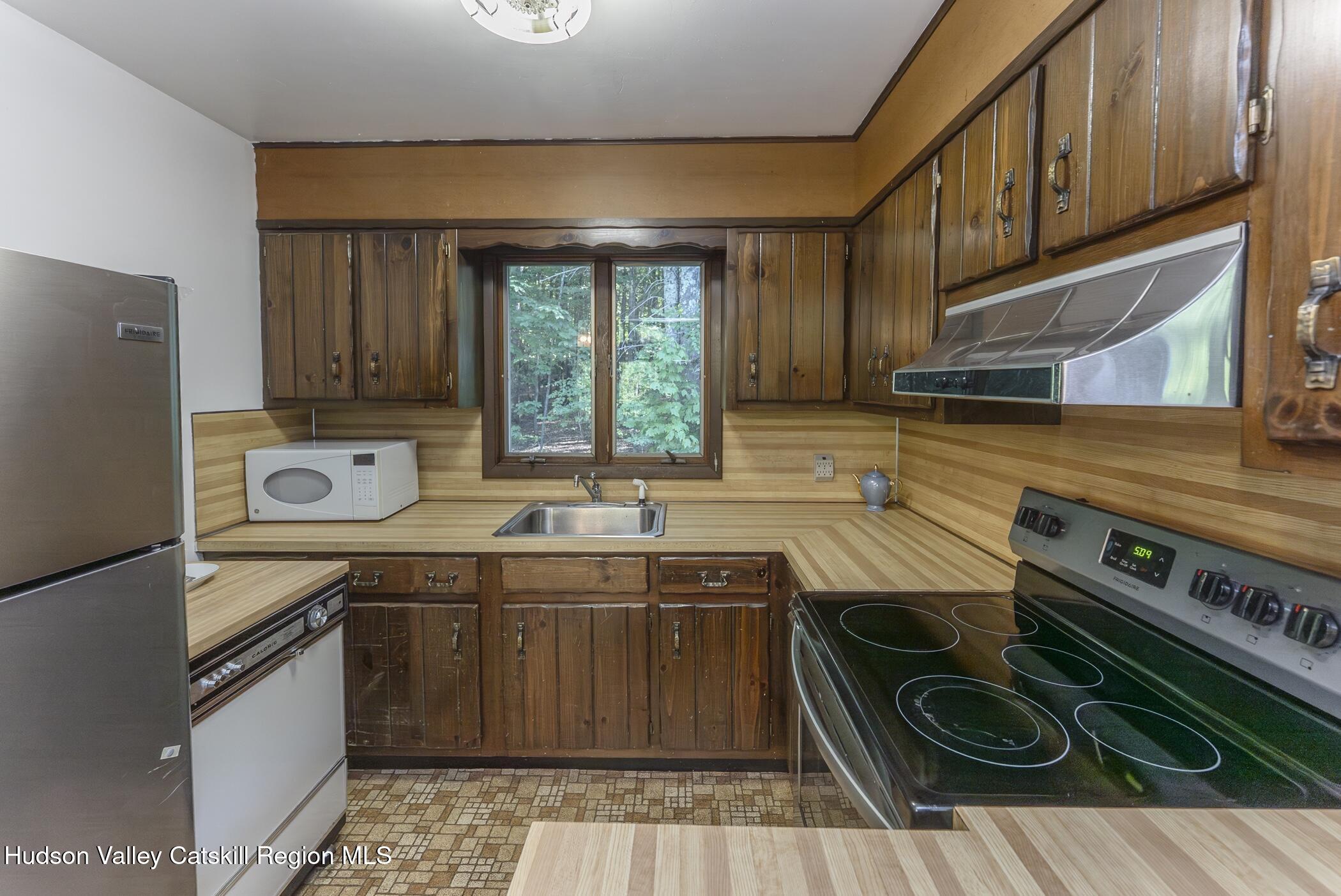 321 Terrace Drive Lexington, NY 12468 - Photo 29 of 61 Image-19