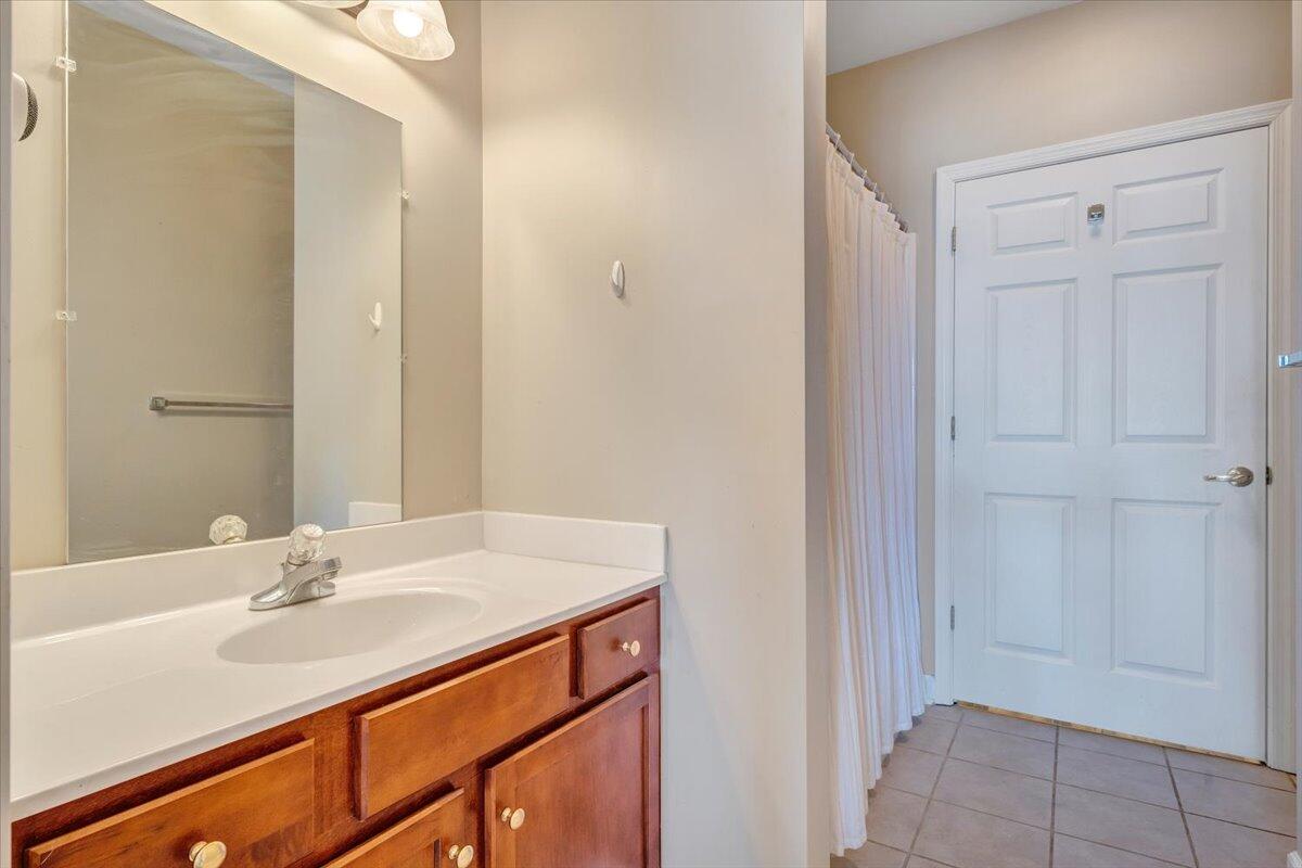 1273 Graves Harbor Trail, Unit 347 Huddleston, VA 24104 - Photo 24 of 63 a bathroom with a sink and a mirror