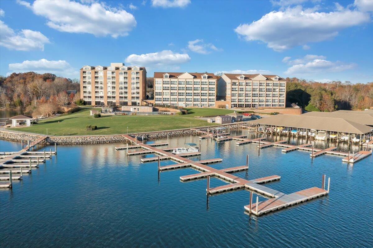 1273 Graves Harbor Trail, Unit 347 Huddleston, VA 24104 - Photo 29 of 63 a view of a ocean with city