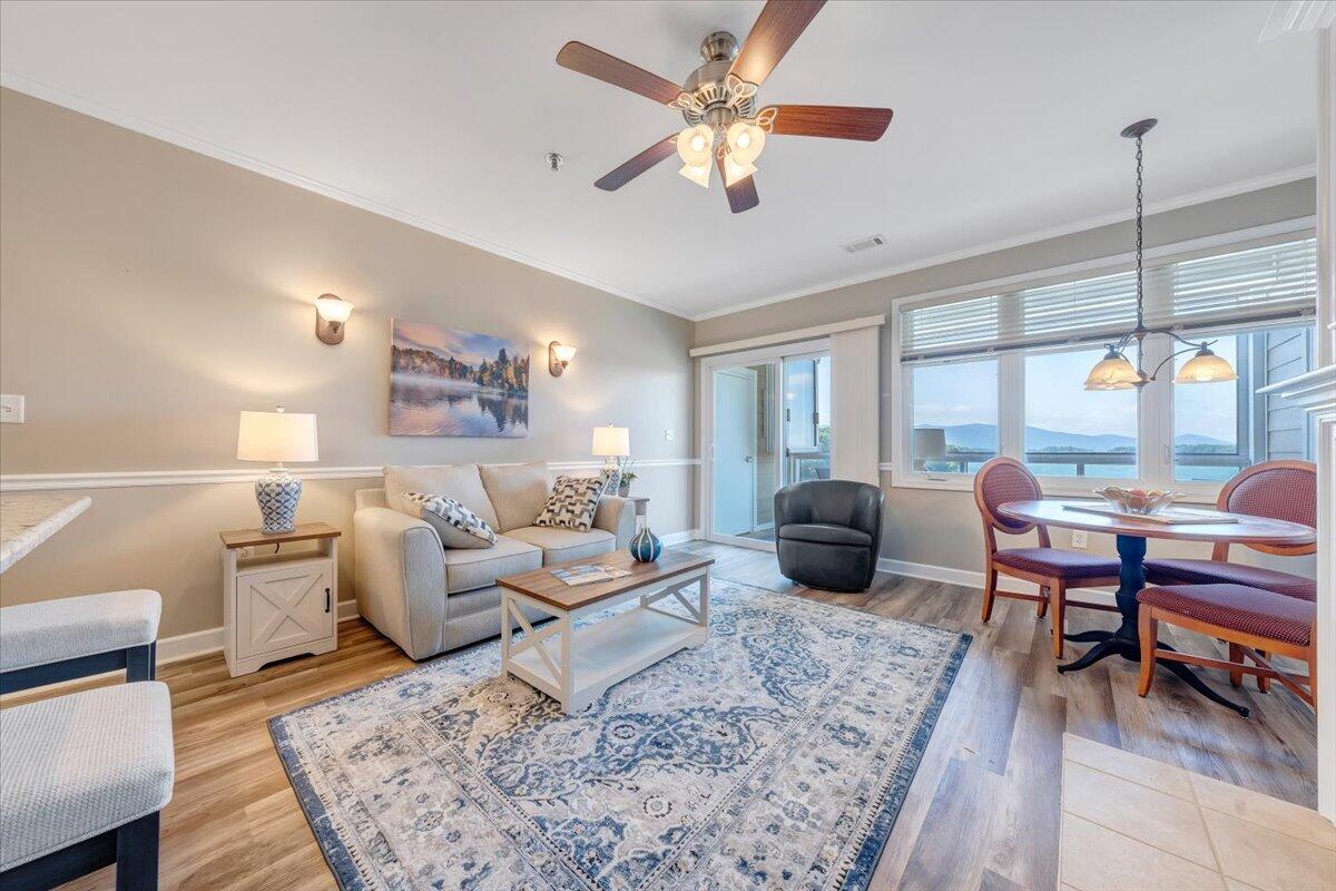 1273 Graves Harbor Trail, Unit 347 Huddleston, VA 24104 - Photo 4 of 63 03-MIB04761