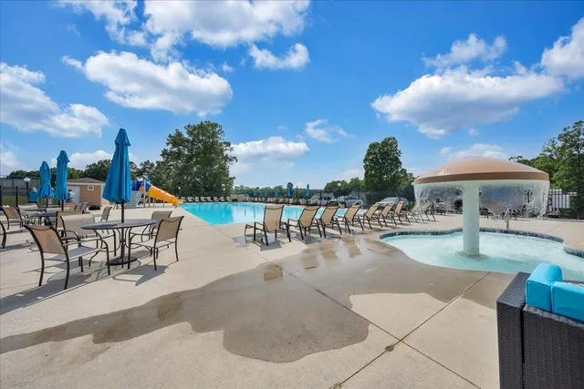 $429,000 | 1273 Graves Harbor Trail, Unit 347, Huddleston, VA 24104