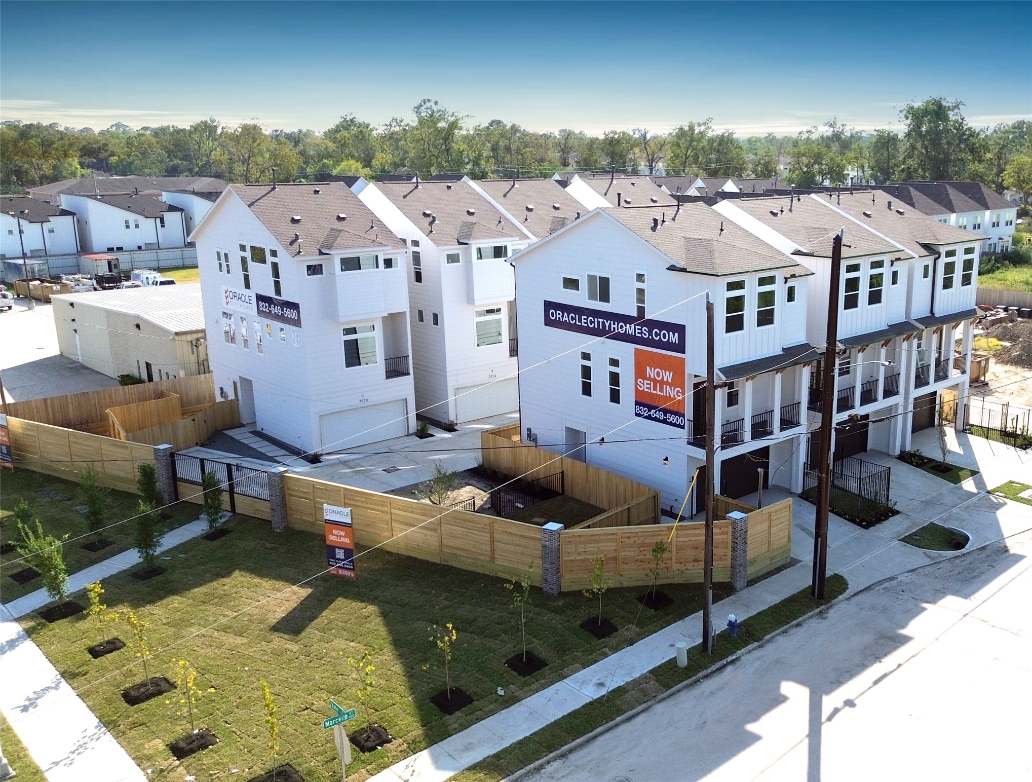 303 Marcella Street, Unit O Houston, TX 77091 - Photo 25 of 26 community view