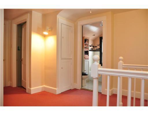 17 High Bluff Road Cape Elizabeth, ME 04107 - Photo 18 of 25 Other. 2nd floor landing