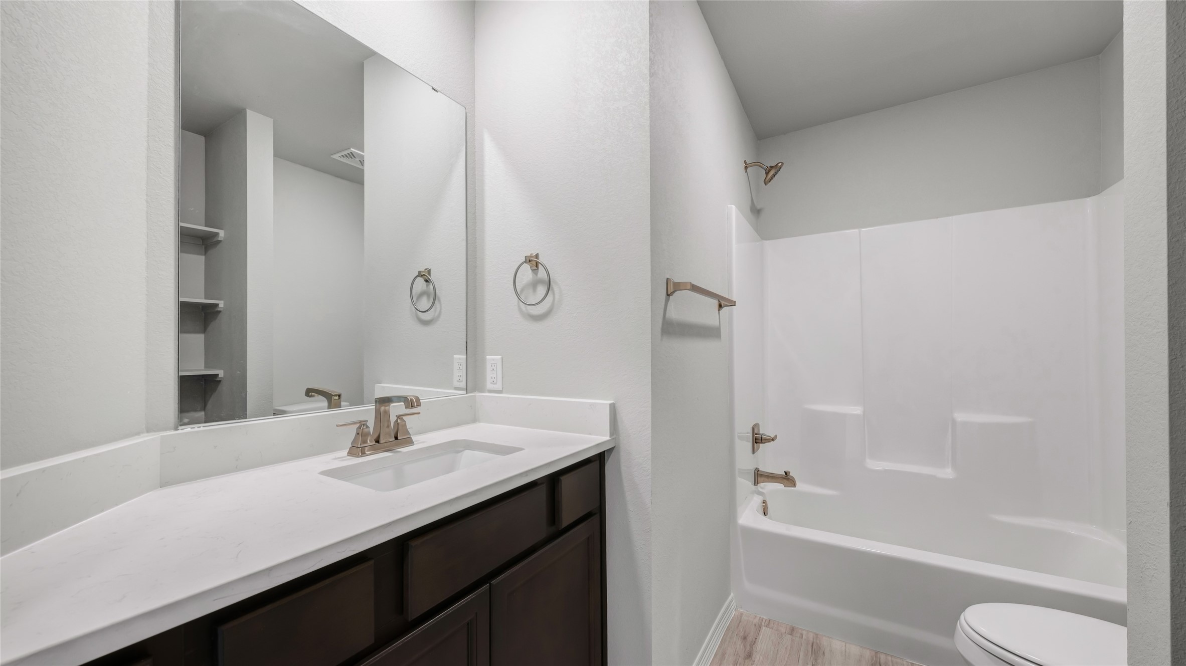 1643 Lucky Street Bryan, TX 77803 - Photo 12 of 14 **Photos are sample photos of similar plan. Colors and features might vary**