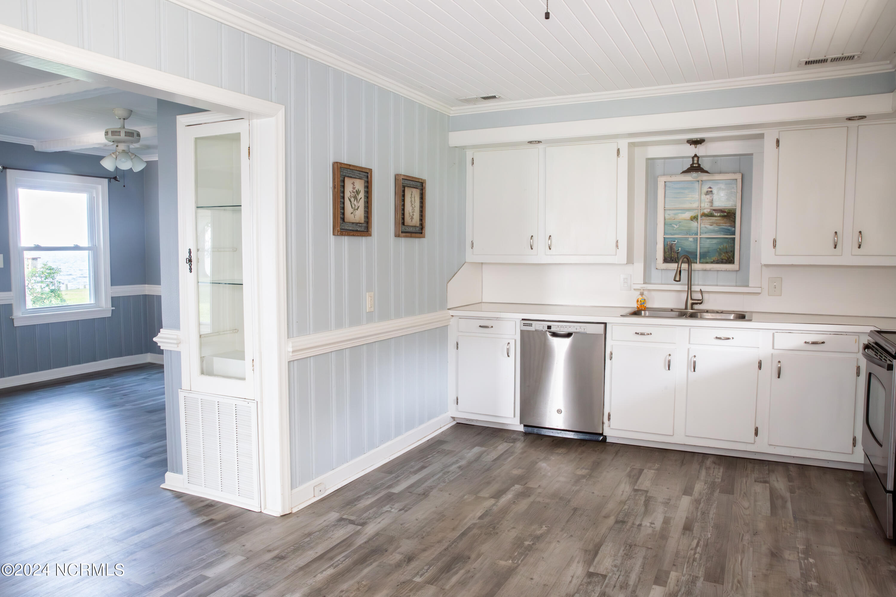 1039 Pinecrest Road Bath, NC 27808 - Photo 23 of 50 Kitchen