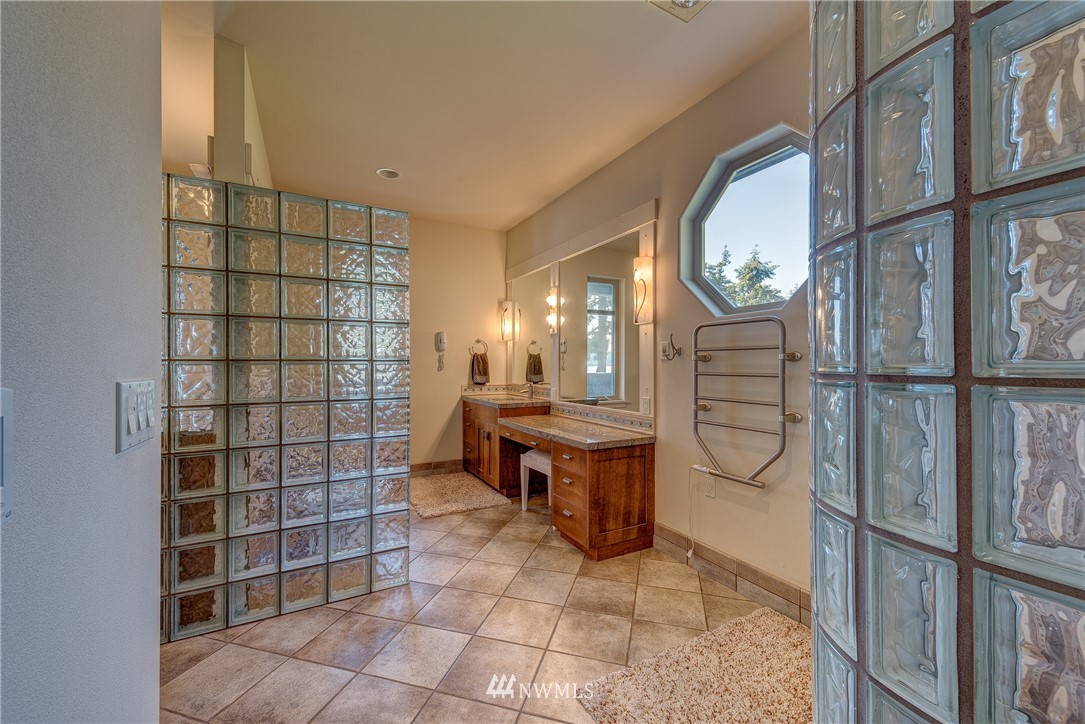 15646 Snee Oosh Road La Conner, WA 98257 - Photo 20 of 40 Gallery Image 20