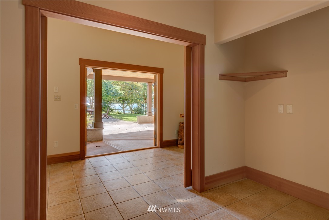 15646 Snee Oosh Road La Conner, WA 98257 - Photo 29 of 40 Gallery Image 29
