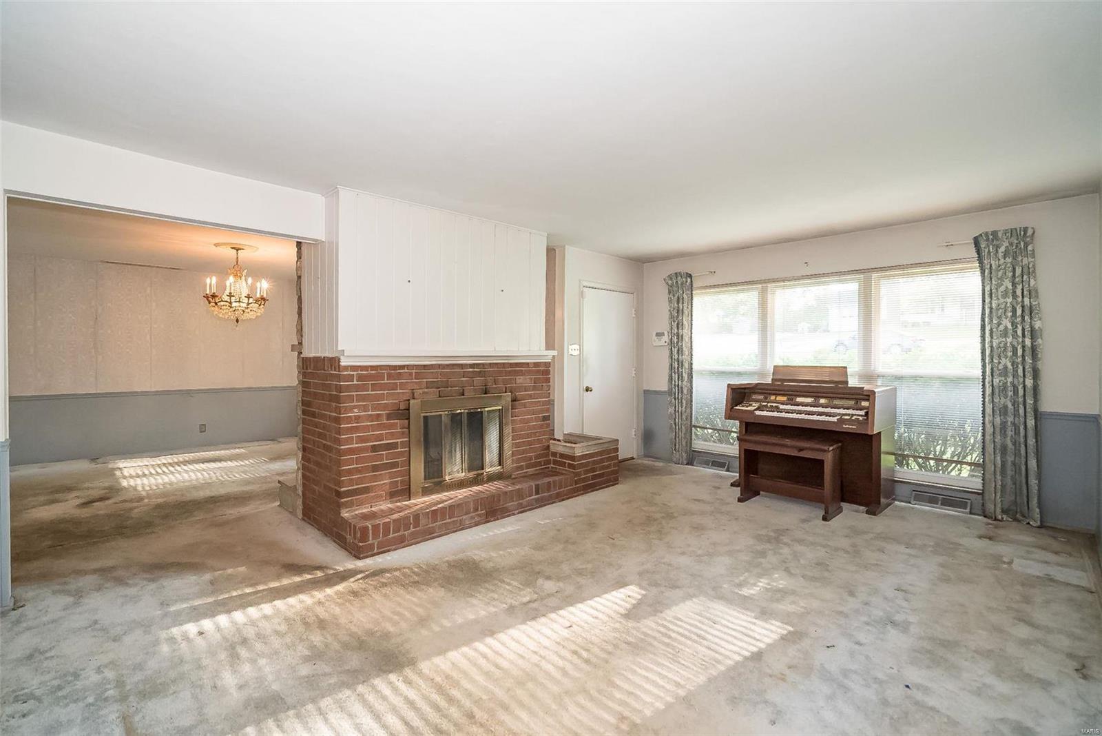 108 Maple Lane Ballwin, MO 63011 - Photo 5 of 31