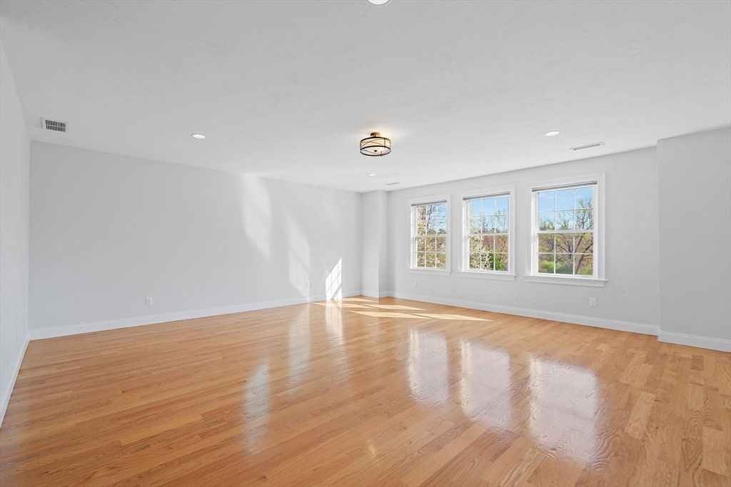 215 Rangeway Road, Unit 12 North Billerica, MA 01862 - Photo 16 of 29