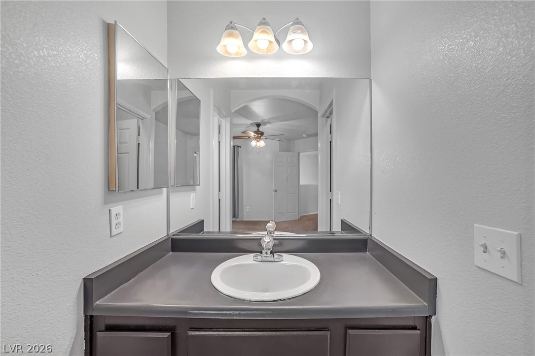 555 Roxella Lane, Unit B Las Vegas, NV 89110 - Photo 14 of 27