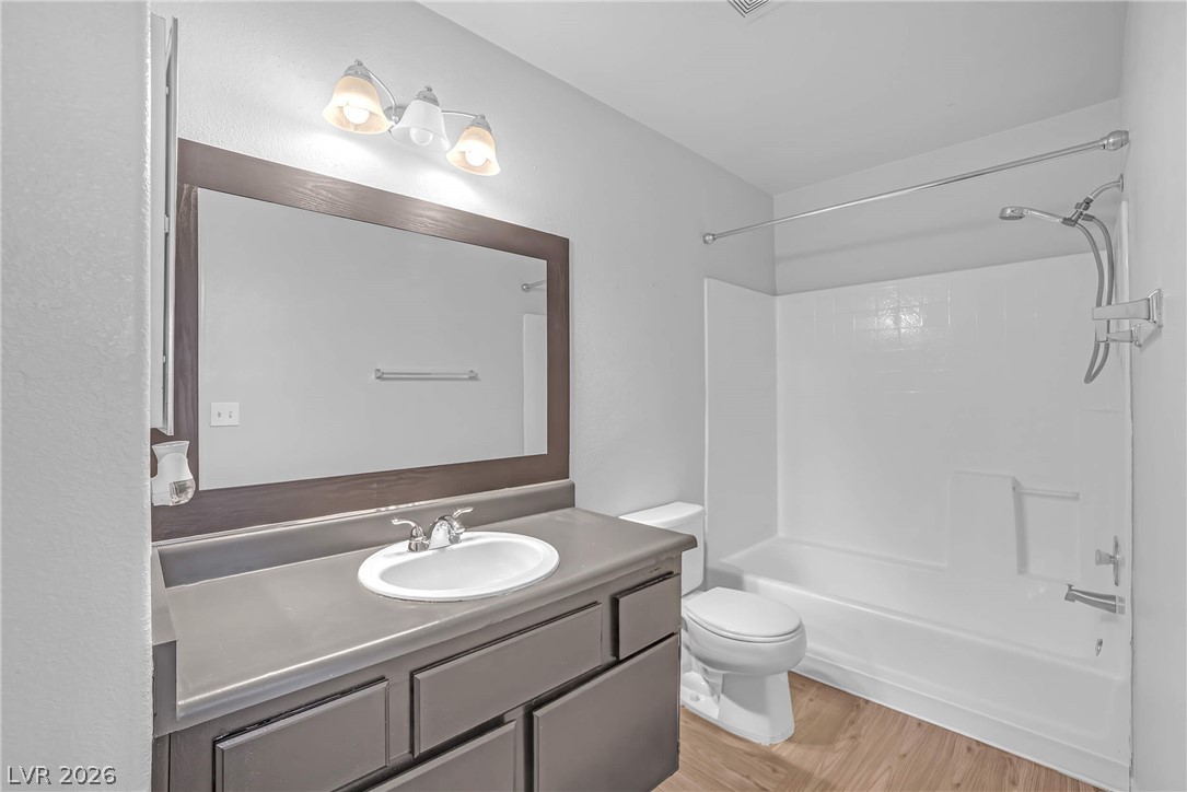 555 Roxella Lane, Unit B Las Vegas, NV 89110 - Photo 19 of 27