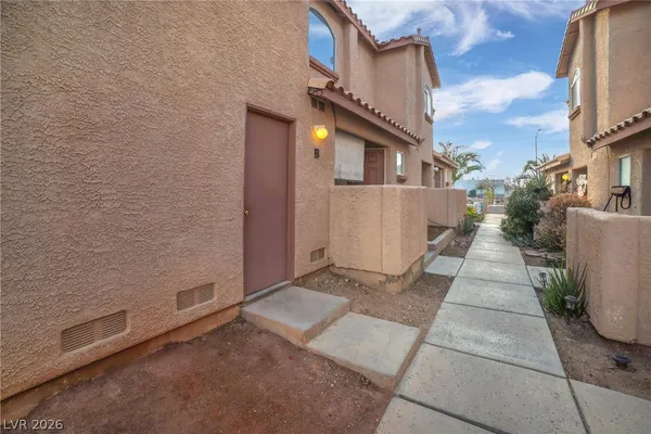 $1,525 | 555 Roxella Lane, Unit B, Las Vegas, NV 89110