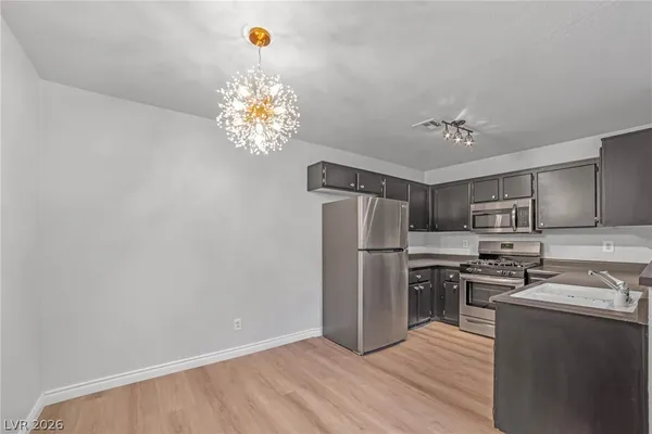 $1,525 | 555 Roxella Lane, Unit B, Las Vegas, NV 89110