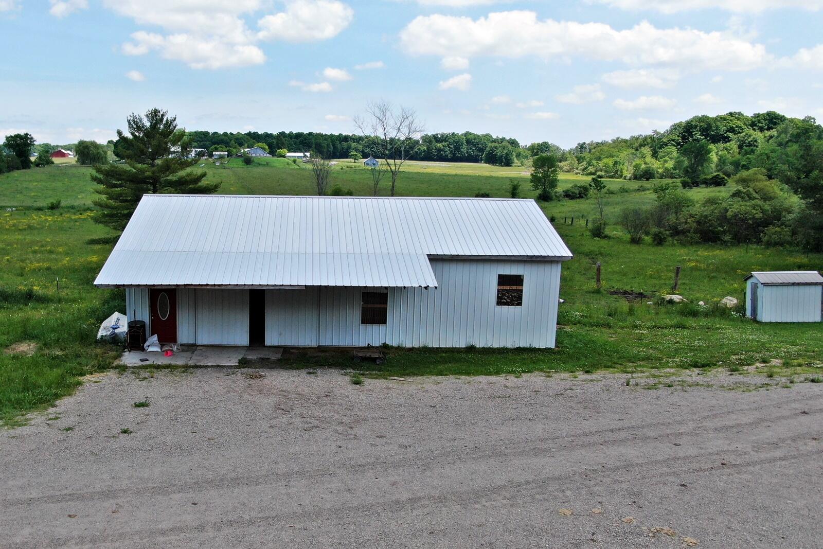 19697 Pierce Road Stanwood, MI 49346 - Photo 5 of 38 5