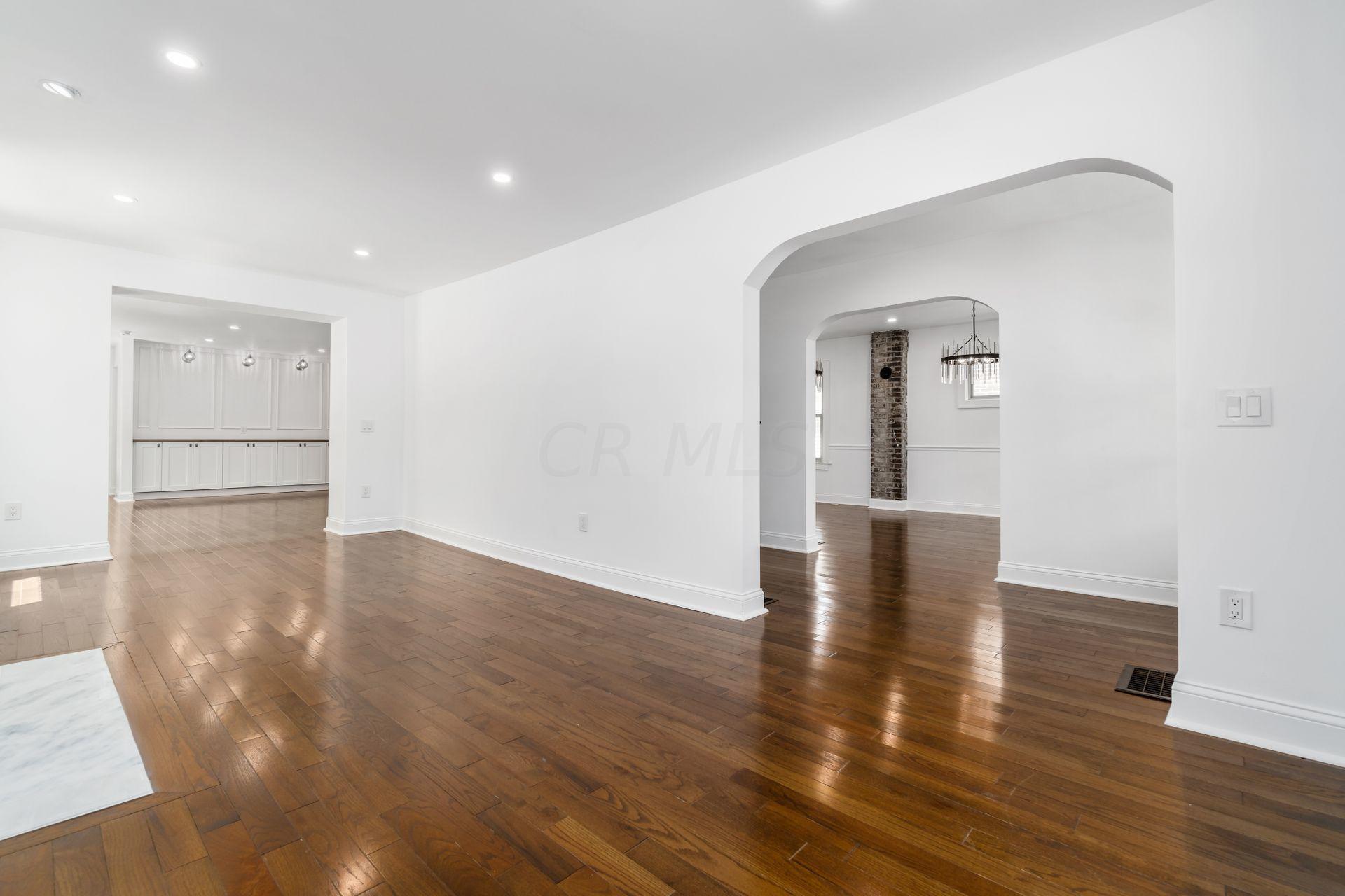 313 North Cassingham Road Columbus, OH 43209 - Photo 9 of 88 Gallery Image 9