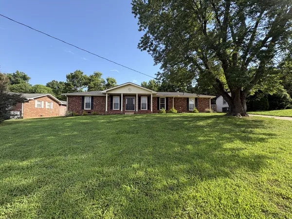 $1,950 | 529 Des Moines Drive, Hermitage, TN 37076