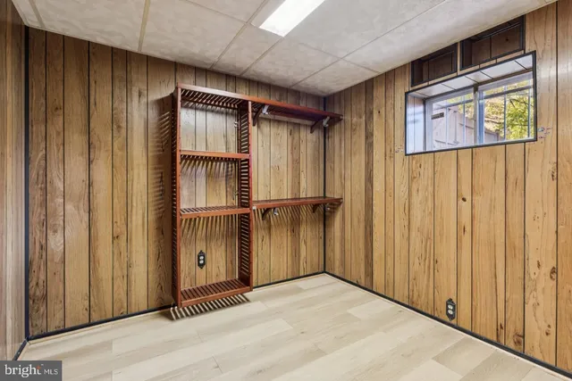 $3,750 | 7714 Arlen Street, Annandale, VA 22003