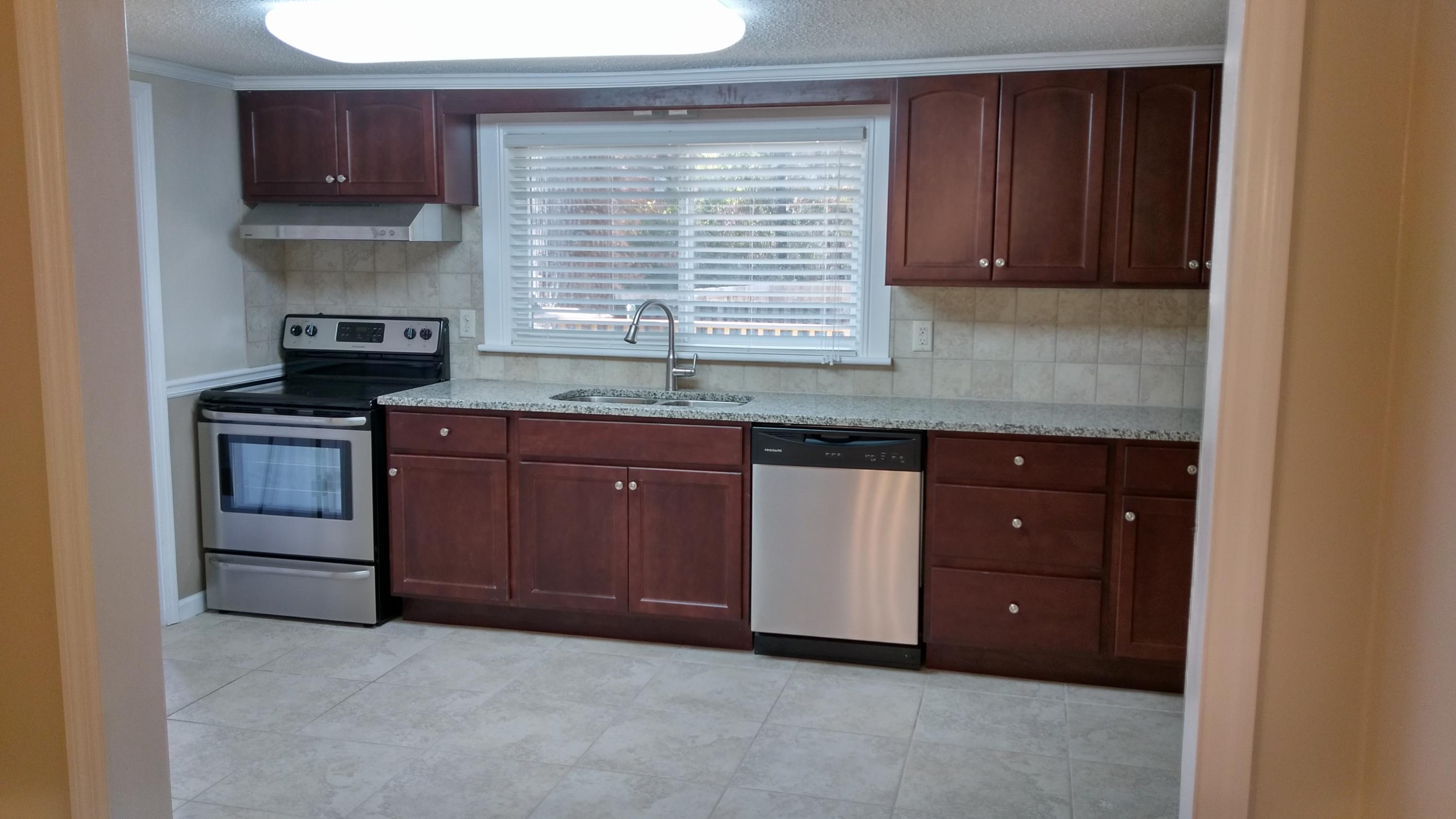 1605 Bush Road Chattanooga, TN 37421 - Photo 4 of 10 !cid_556e9979-965b-4fad-9928-c4333c599ab