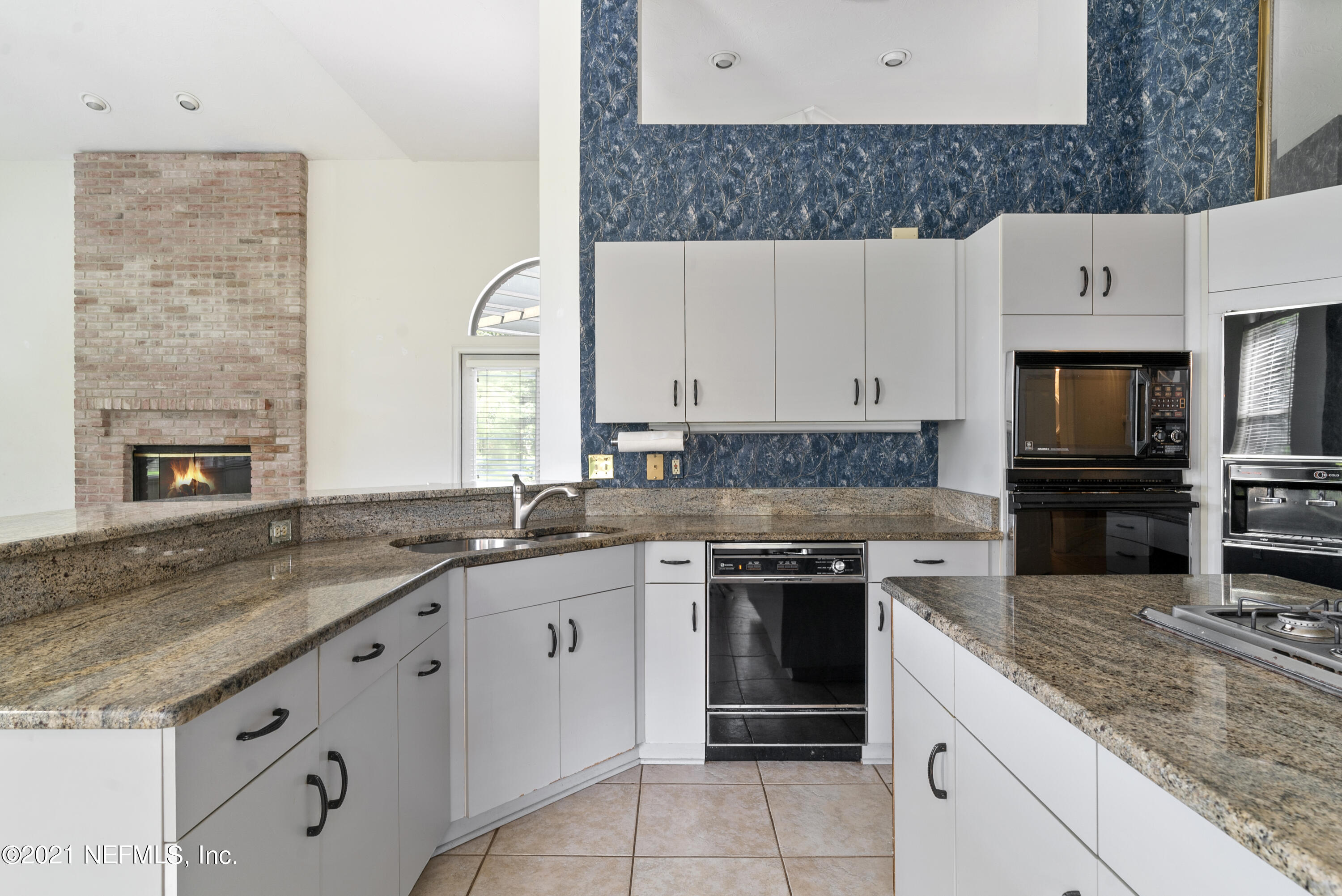 668 Cherry Grove Road Orange Park, FL 32073 - Photo 16 of 44 Kitchen