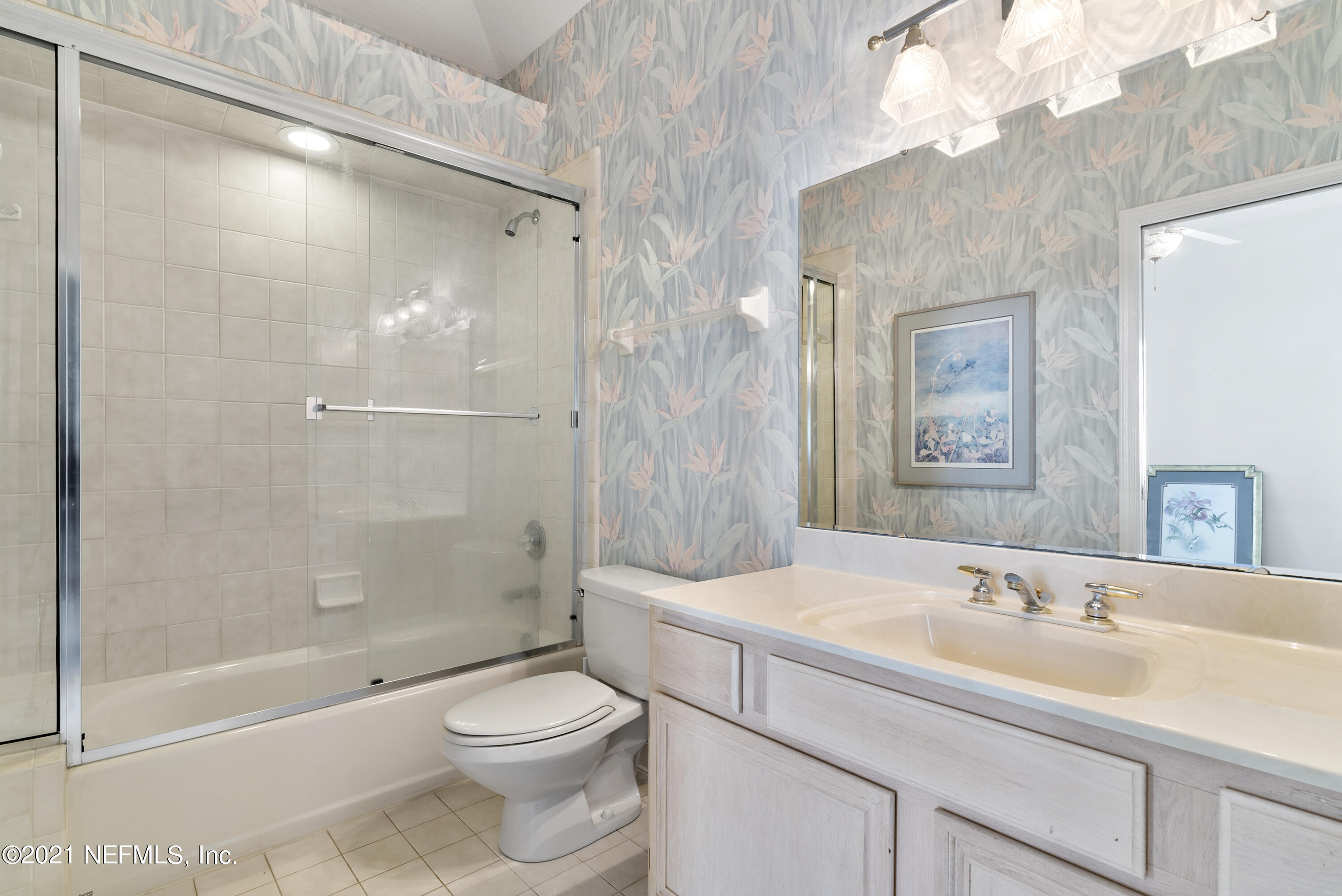 668 Cherry Grove Road Orange Park, FL 32073 - Photo 29 of 44 Guest Bath