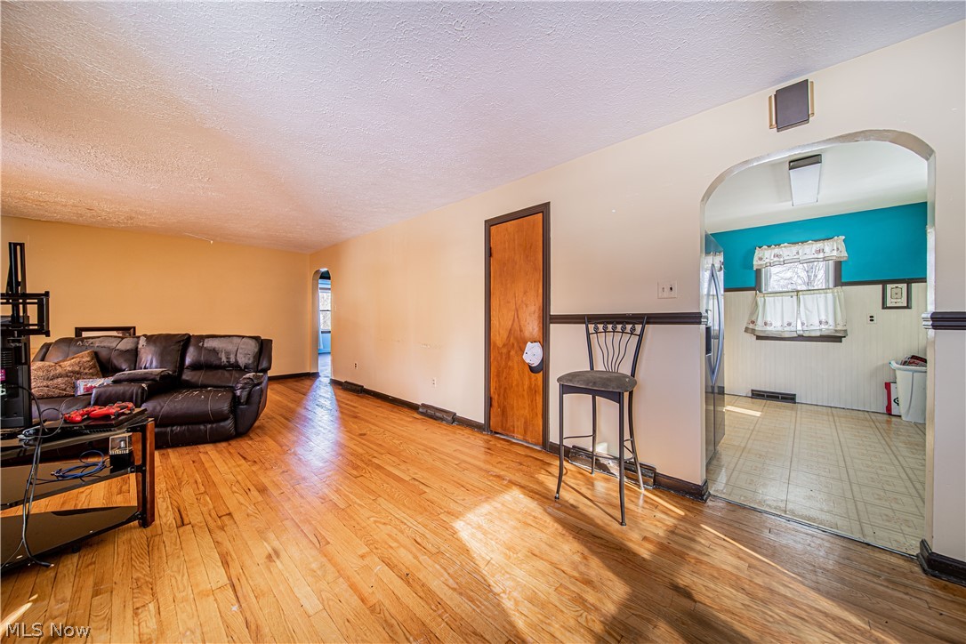 2353 Antioch Road Perry, OH 44081 - Photo 8 of 34