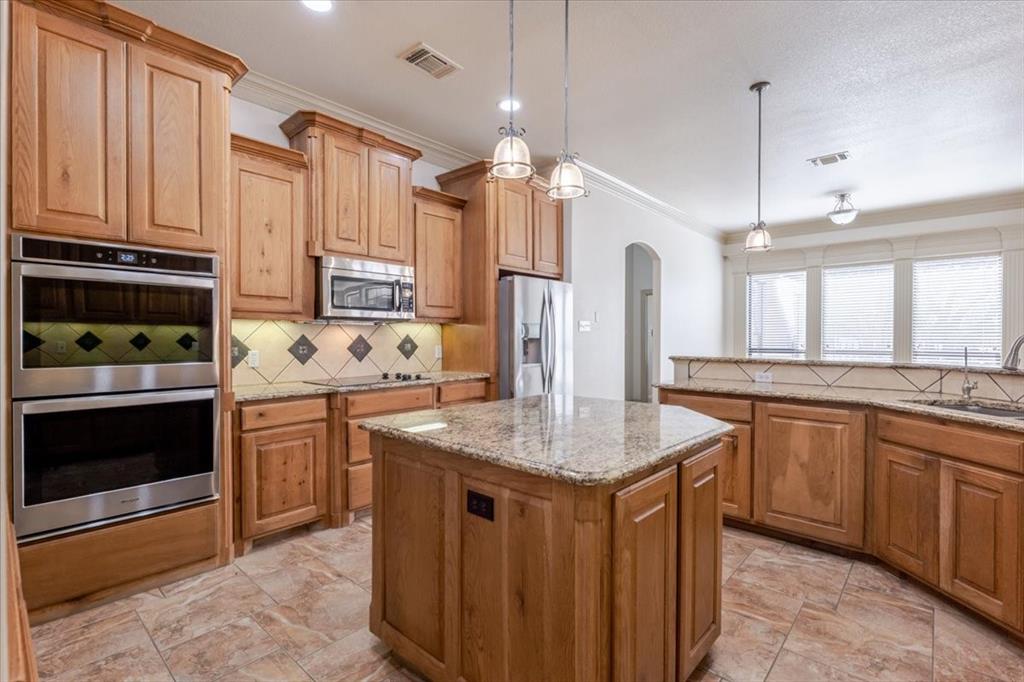 221 Arapahoe Ridge Weatherford, TX 76087 - Photo 12 of 36